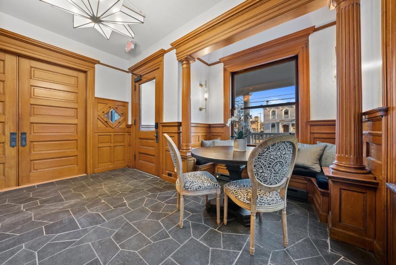 סנדוסקי The Washington Boutique Hotel מראה חיצוני תמונה